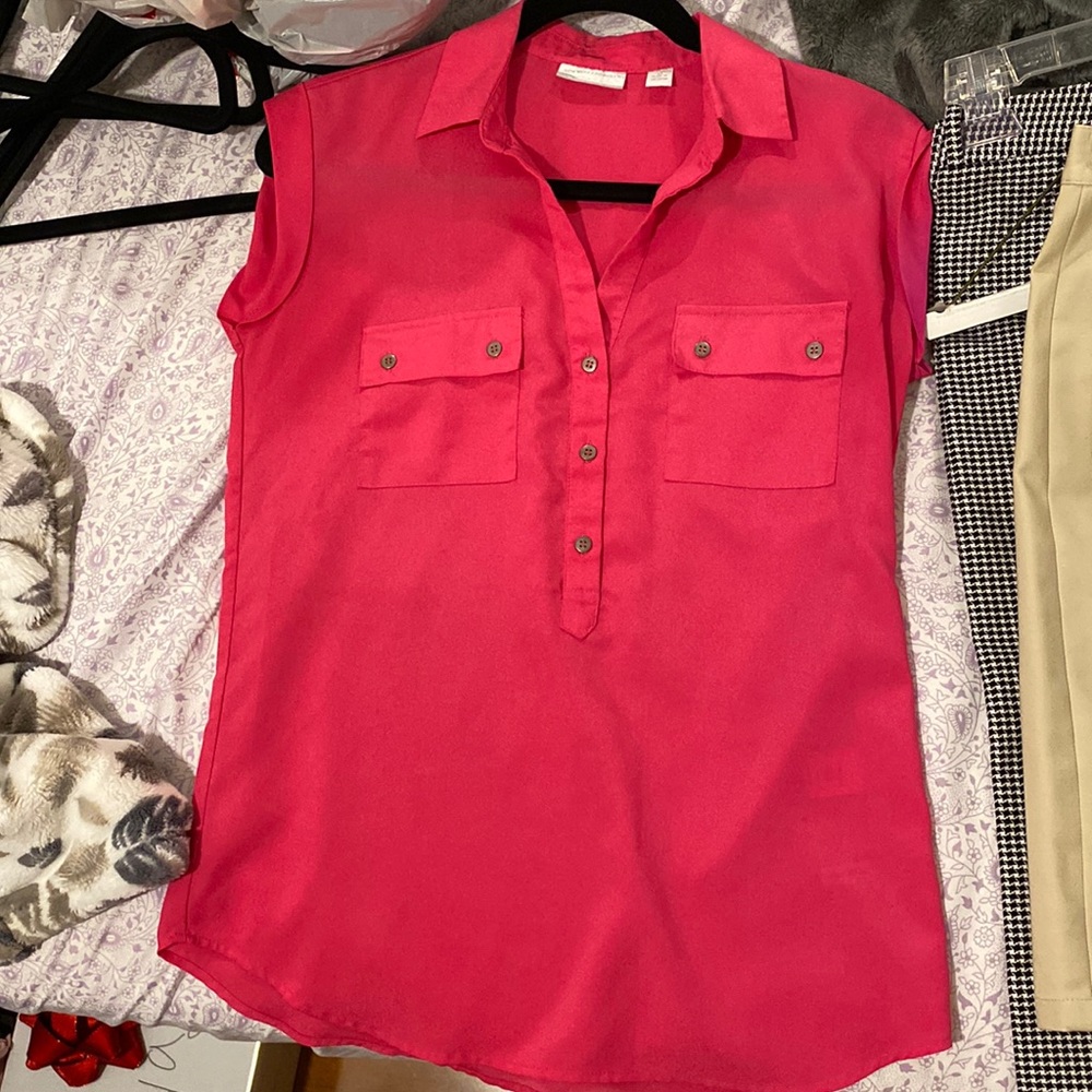 Bright magenta top, cute for work